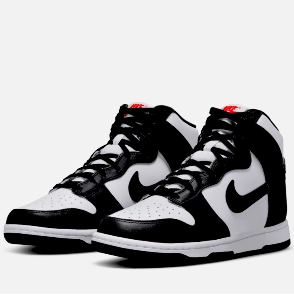 Panda dunks